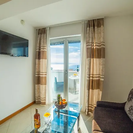 Milan Apartment *