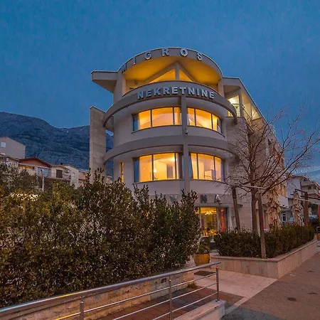 Milan Appartement Makarska